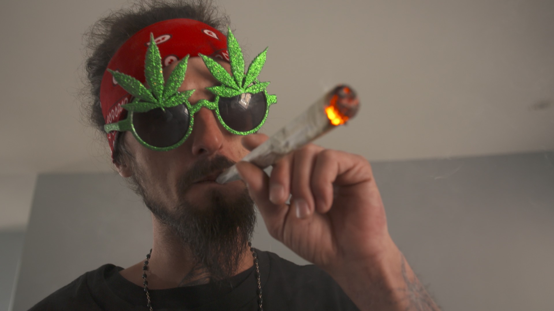 Ганджубас бар Ганджубас бар